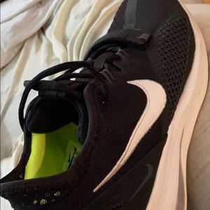 Men’s Nike Air Force max 180 shoes